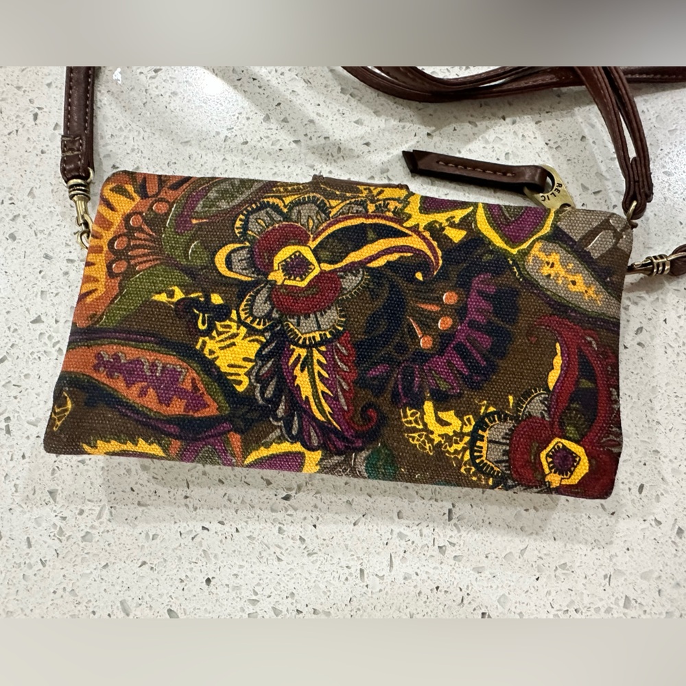 Relic Brown Crossbody Bag with Classic Design and Wrist Strap - Picture 2 of 5